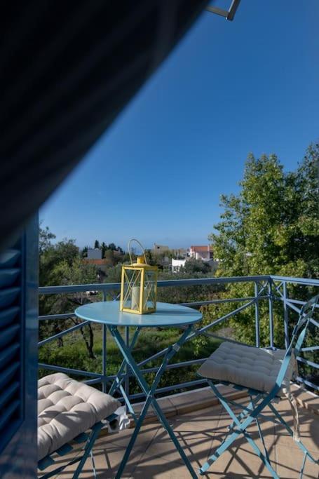 Villa Elmar Aegina Exteriör bild