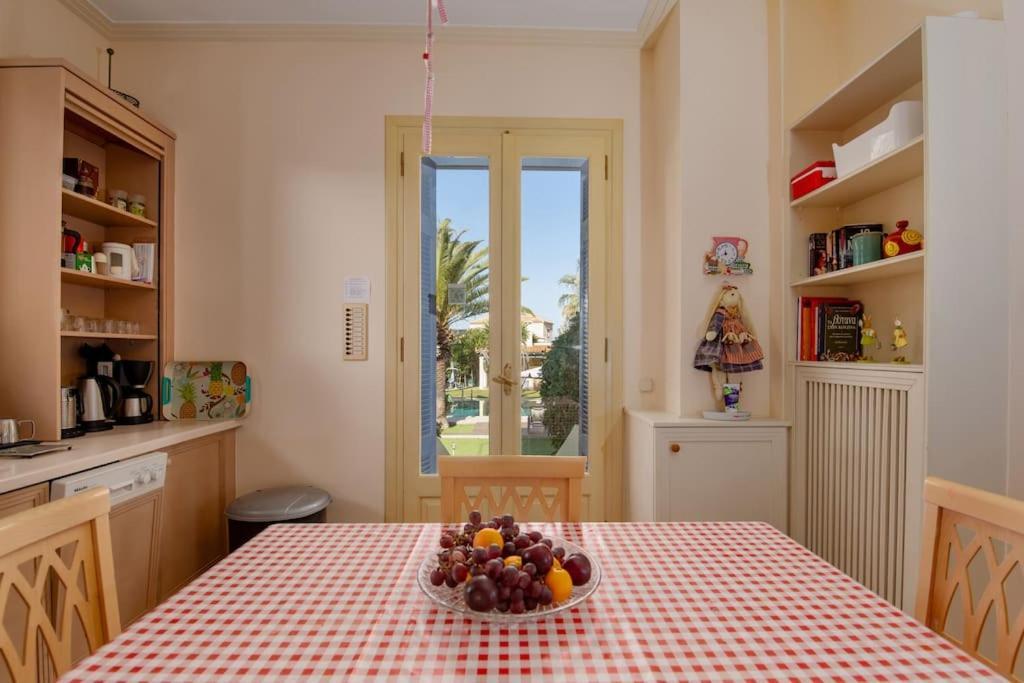 Villa Elmar Aegina Exteriör bild