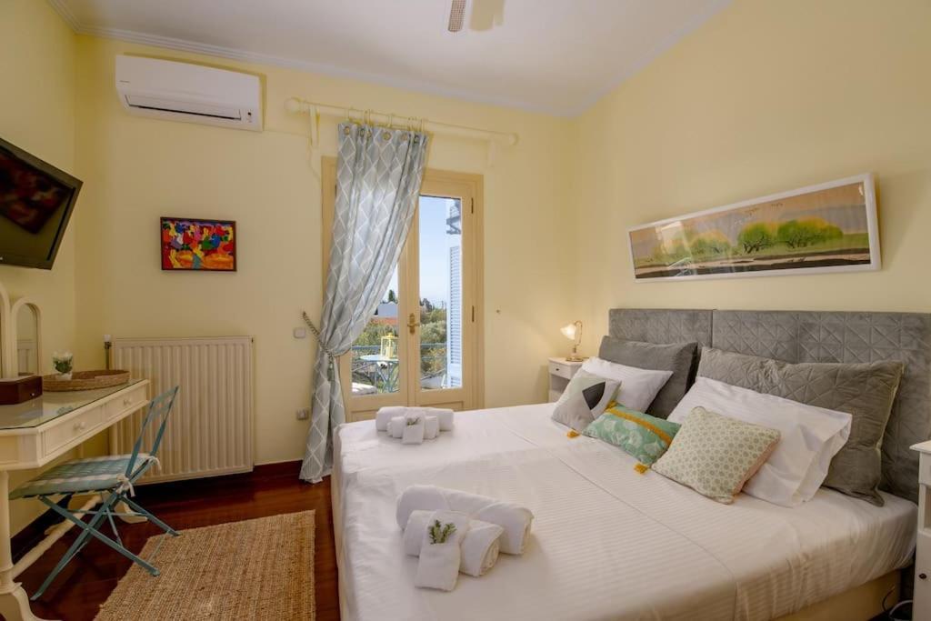 Villa Elmar Aegina Exteriör bild