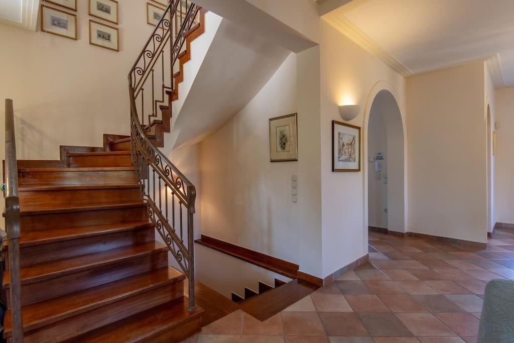 Villa Elmar Aegina Exteriör bild